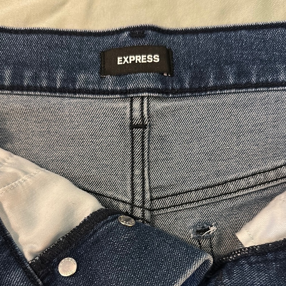 Express Denim Distressed Women's Shorts - Picture 2 of 4